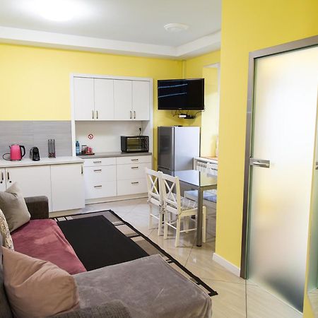 Apartament Przy Rynku Ostrowiec Świętokrzyski エクステリア 写真