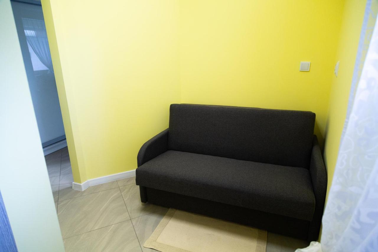 Apartament Przy Rynku Ostrowiec Świętokrzyski エクステリア 写真
