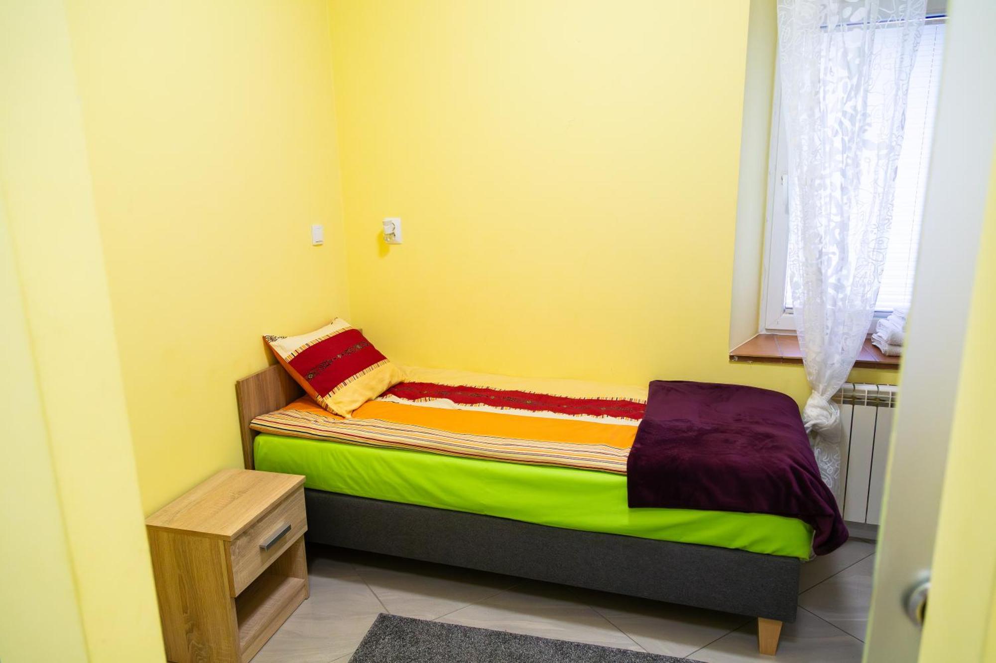 Apartament Przy Rynku Ostrowiec Świętokrzyski エクステリア 写真